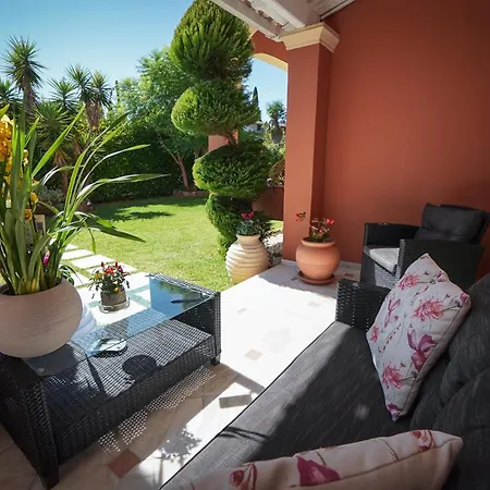 Armonia House Village *