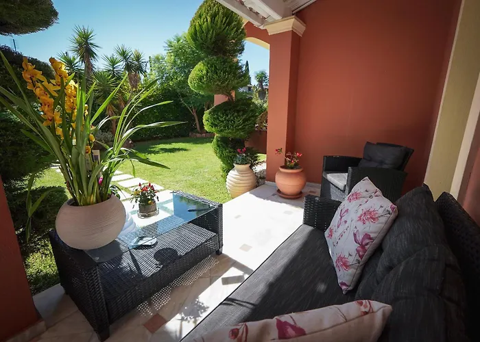 Armonia House Village *